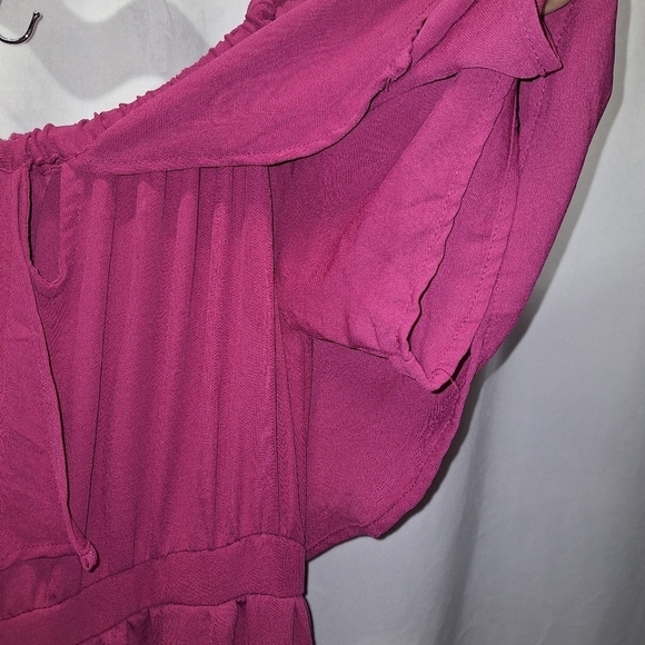 Dra Los Angeles off or on shoulder dress size large - Picture 3 of 6